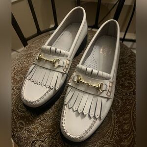 White Bass Weejuns 7.5